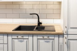Four Styles of Custom Sinks to Consider for Your Kitchen