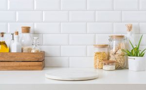 What Factors Should You Consider When Selecting a Kitchen Backsplash?